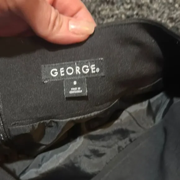 Classic Black Women's GEORGE Pencil Skirt with Back Split Size 8 - Picture 2 of 9